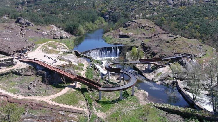 Vila Da Laje - Onde A Natureza O Envolve - Serra Da Estrela 올리베이라두오스피탈 외부 사진